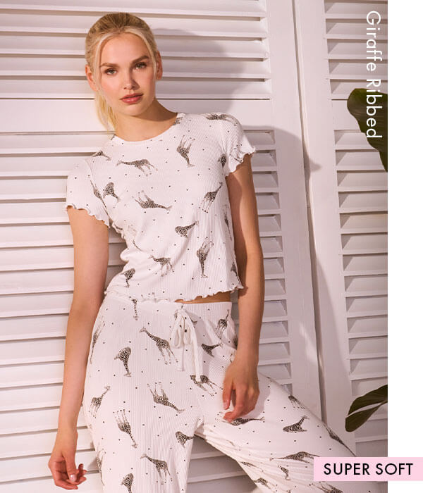 Giraffe ribbed pyjama set