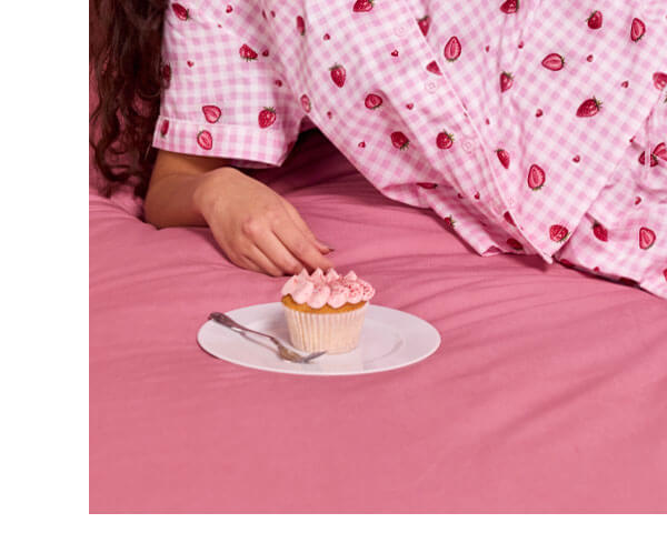 Strawberry cotton pyjama set