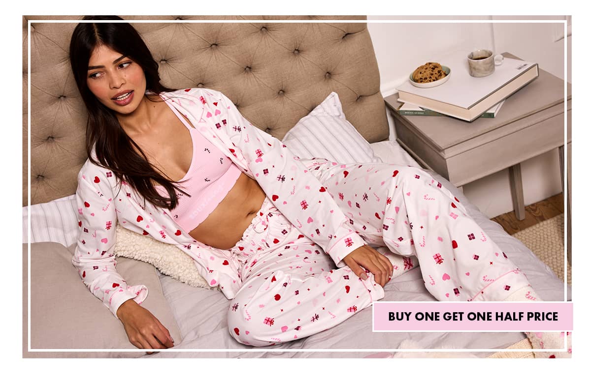 Present fleece pyjamas in a bag
