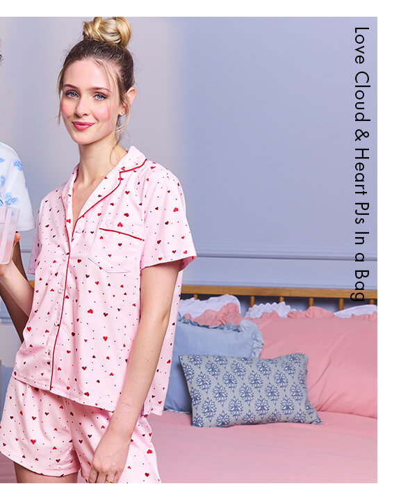 Ditsy heart fleece pyjama shorties in a bag