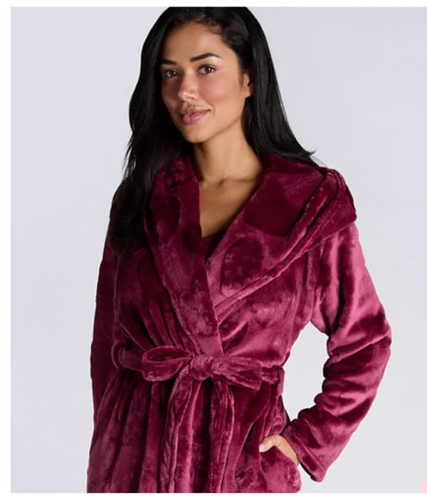 Fluffy heart midi dressing gown