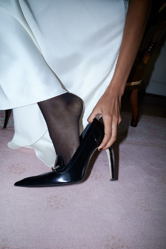 Black high heels 