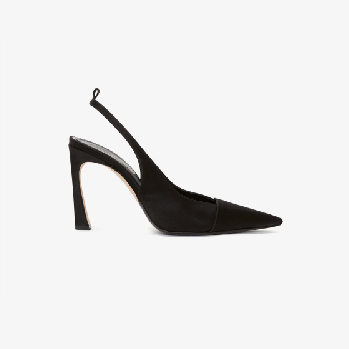 Pointy toe high heel in black 