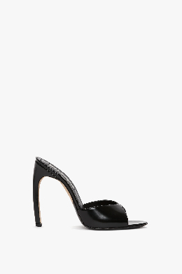 Black high heel 
