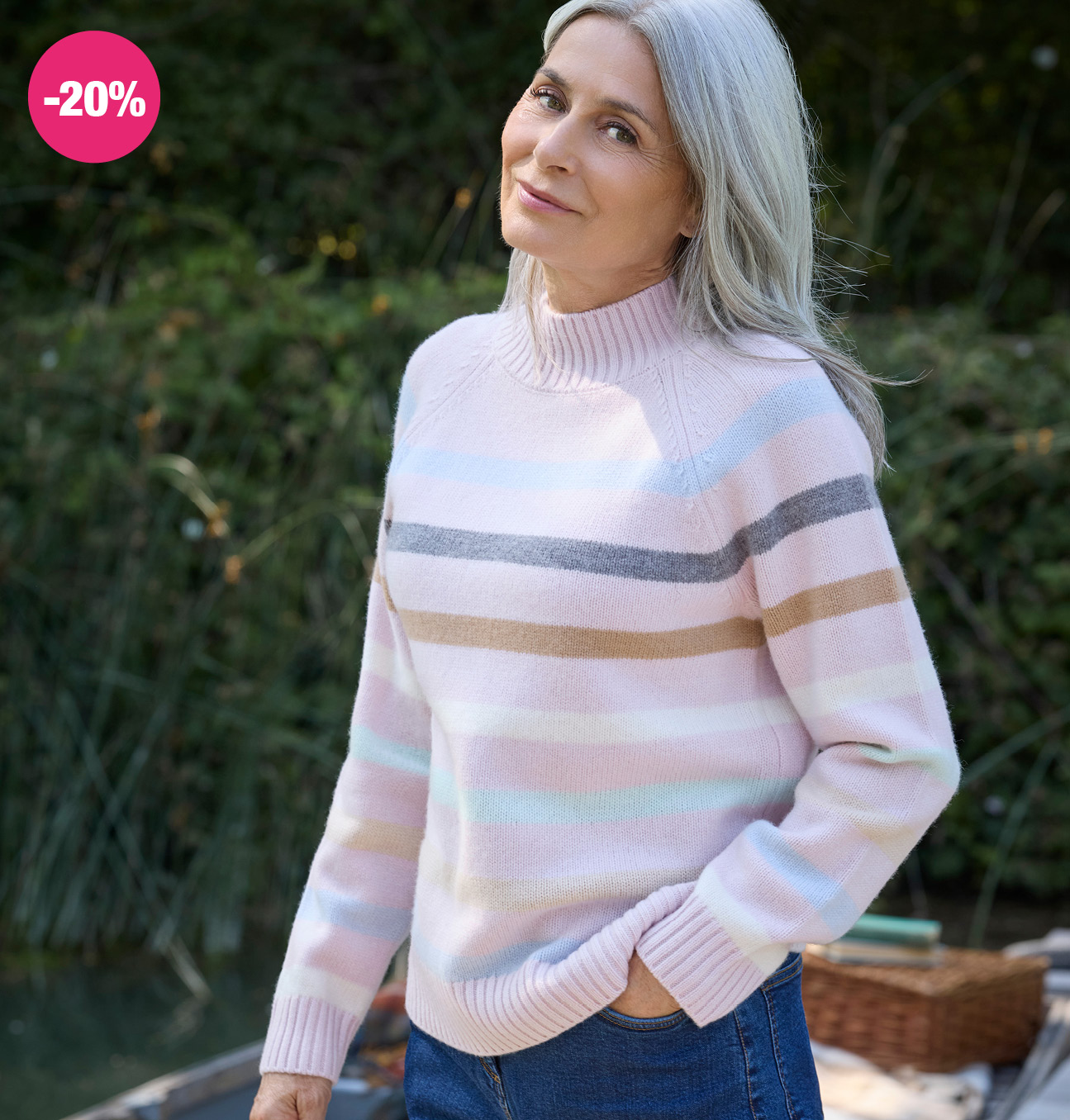 Pull rayé aux couleurs pastel