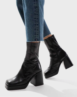 ASOS DESIGN Rover heeled leather boots in black