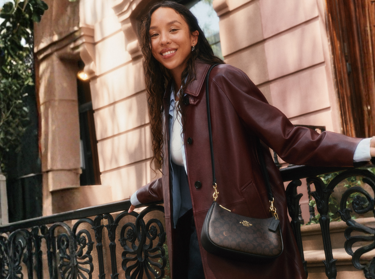 COACH LUXURY BESTSELLING STYLES