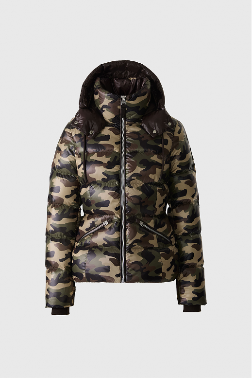 Discover Madalyn-Camo