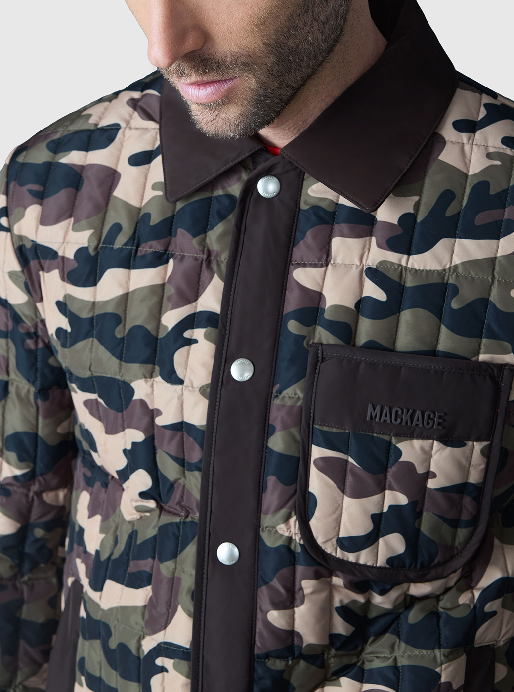 Discover Mateo-Camo