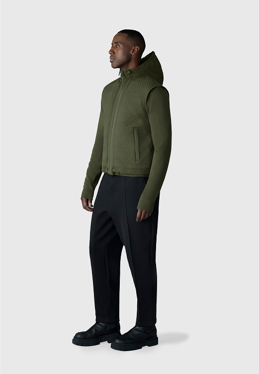 Discover BARRETT 3-in-1 Quilted Hybrid Light Jacket