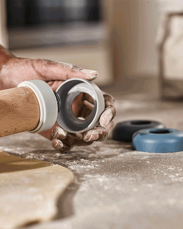 PrecisionPin™ Adjustable Blue Rolling Pin
