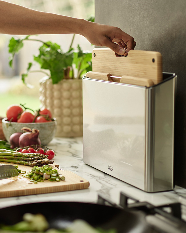 Tips On How To Clean A Wooden Chopping Board