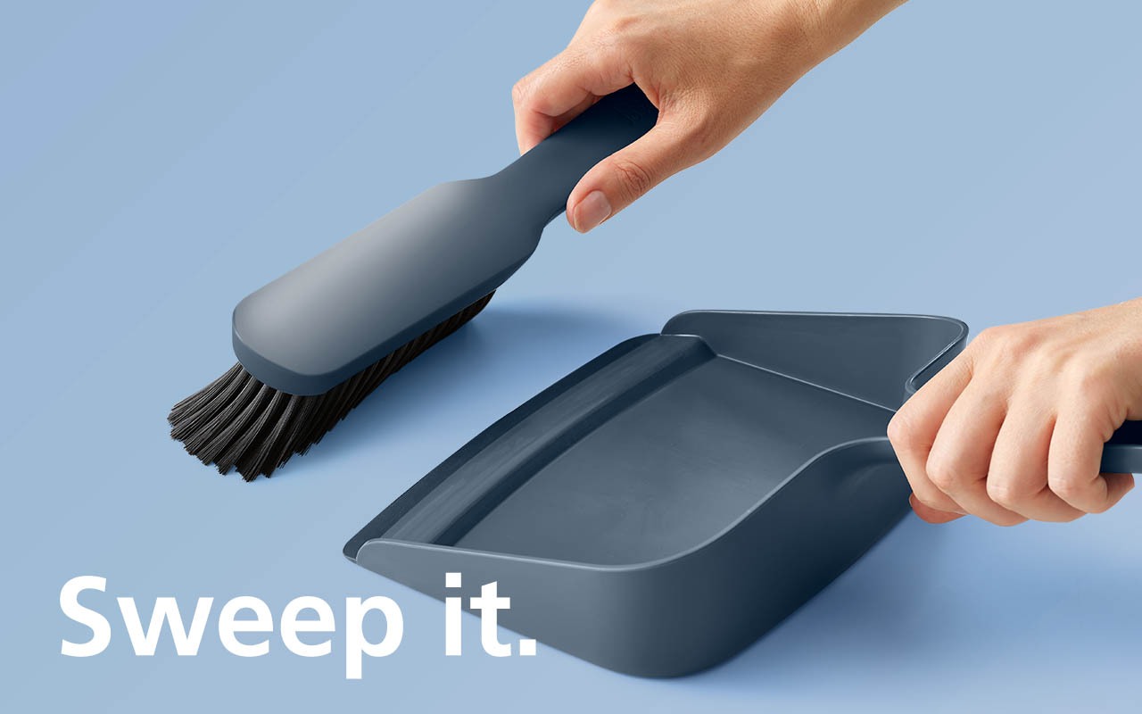 CleanStore Blue Wall-mounted Dustpan & Brush