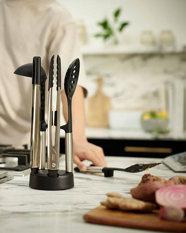 Elevate™ Fusion 5-piece Stainless-steel Utensil Set with Compact Stand
