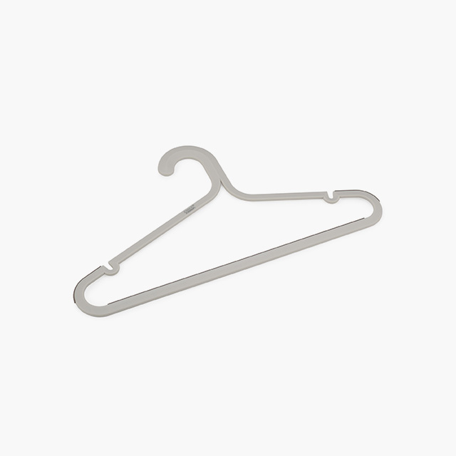 Orderly™ Set of 5 Anti-tangle Ecru Clothes Hangers