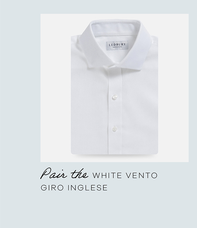 Pair THE WHITE VENTO GIRO INGLESE.